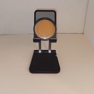 Glo Skin Beauty Pressed Base, Tawny Light, NWOB